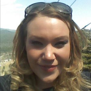 Meet your Posher, Kat